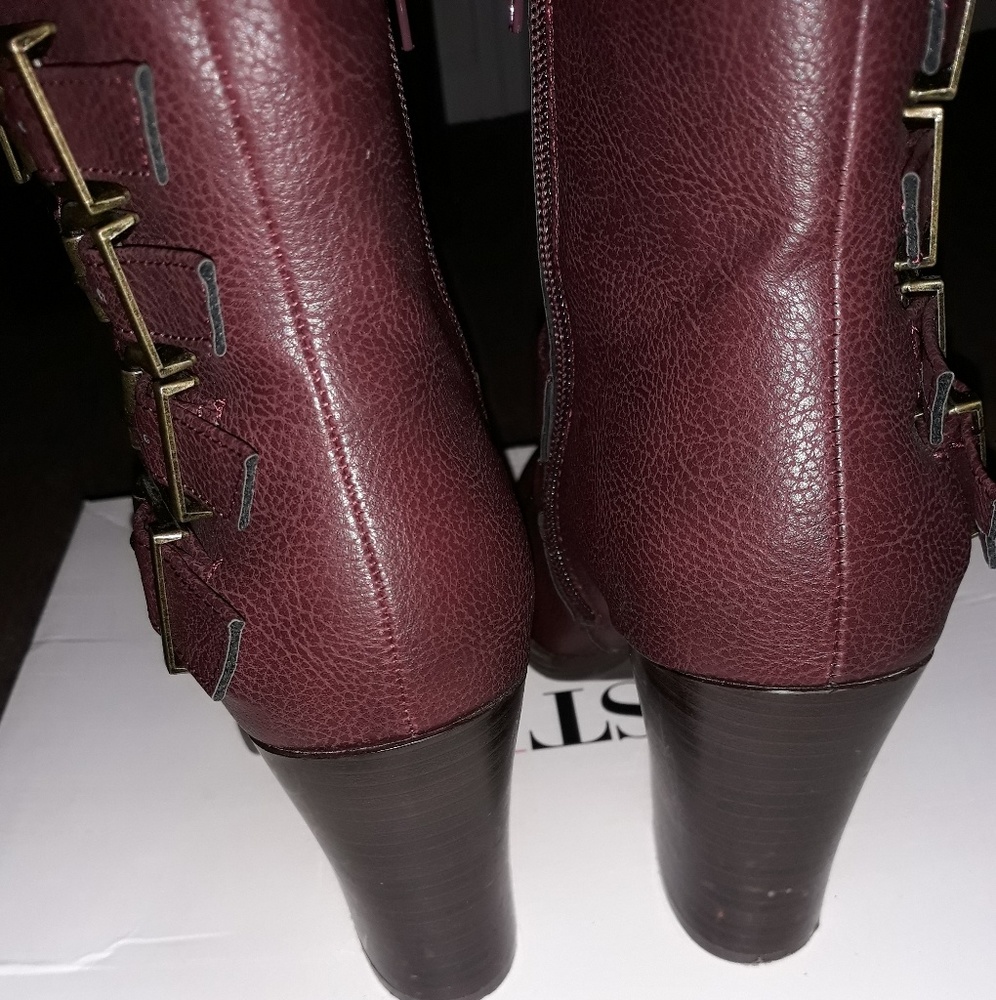 Booties - Picture 5 of 6